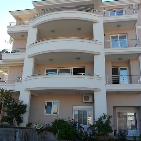 Apartment Petrovic Ulcinj Exterior foto